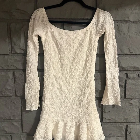 PRINCESS POLLY Off Shoulder Long Sleeve  Dress Cream - Picture 5 of 6